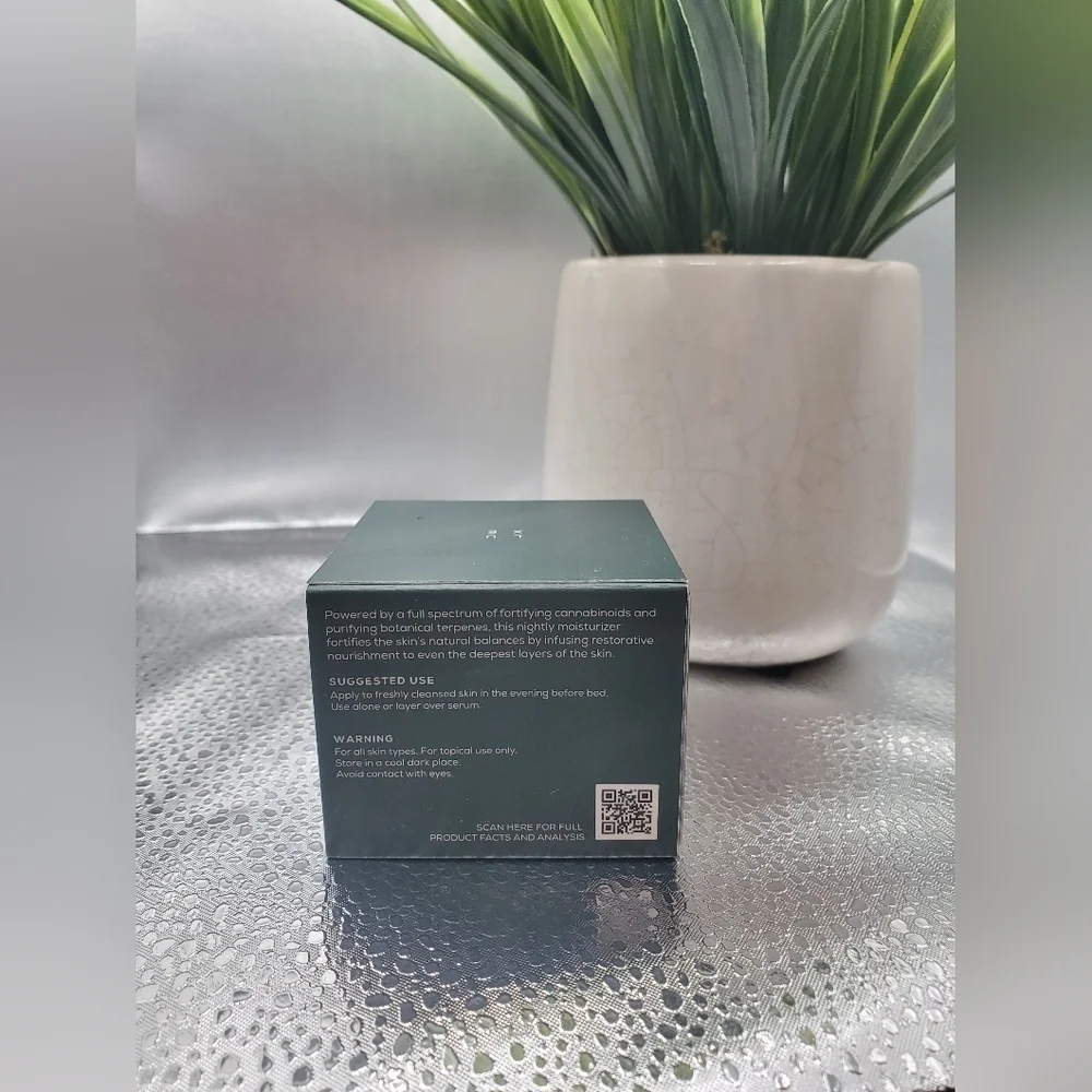 Cannuka Cannaluxe Manuka Honey Dream Cream Night Time Moisturizer RT$78 Natural